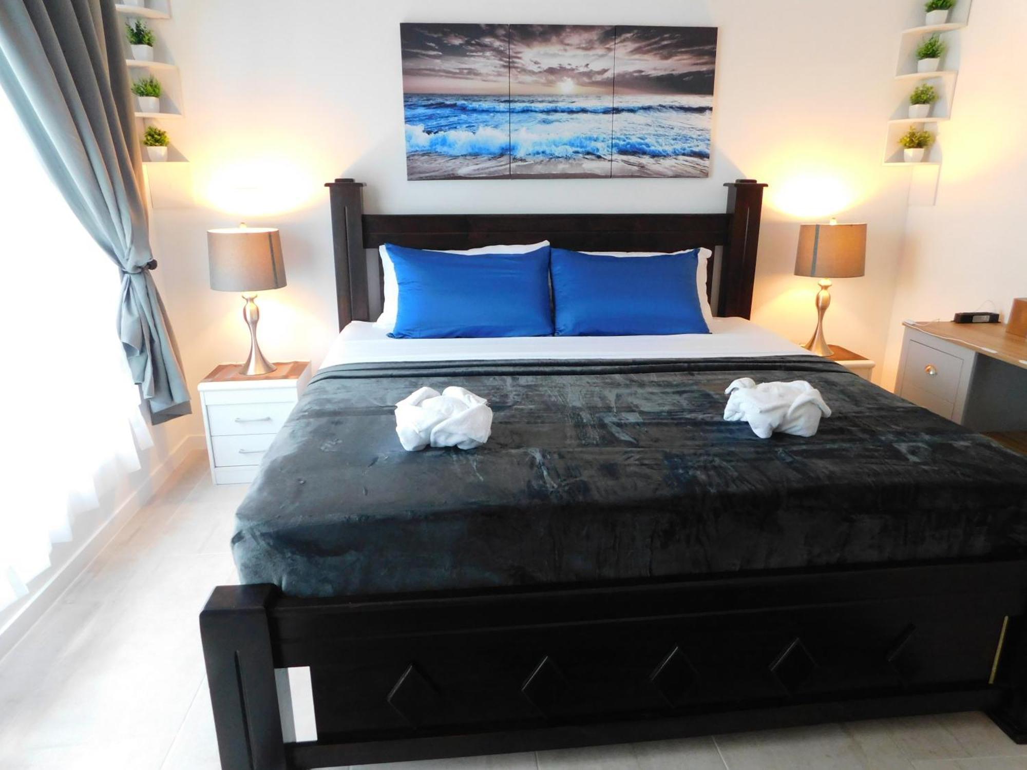 Sunset 205, Sleeps Six, Next Door To The Pool, 100M To The Beach! 哈科 外观 照片