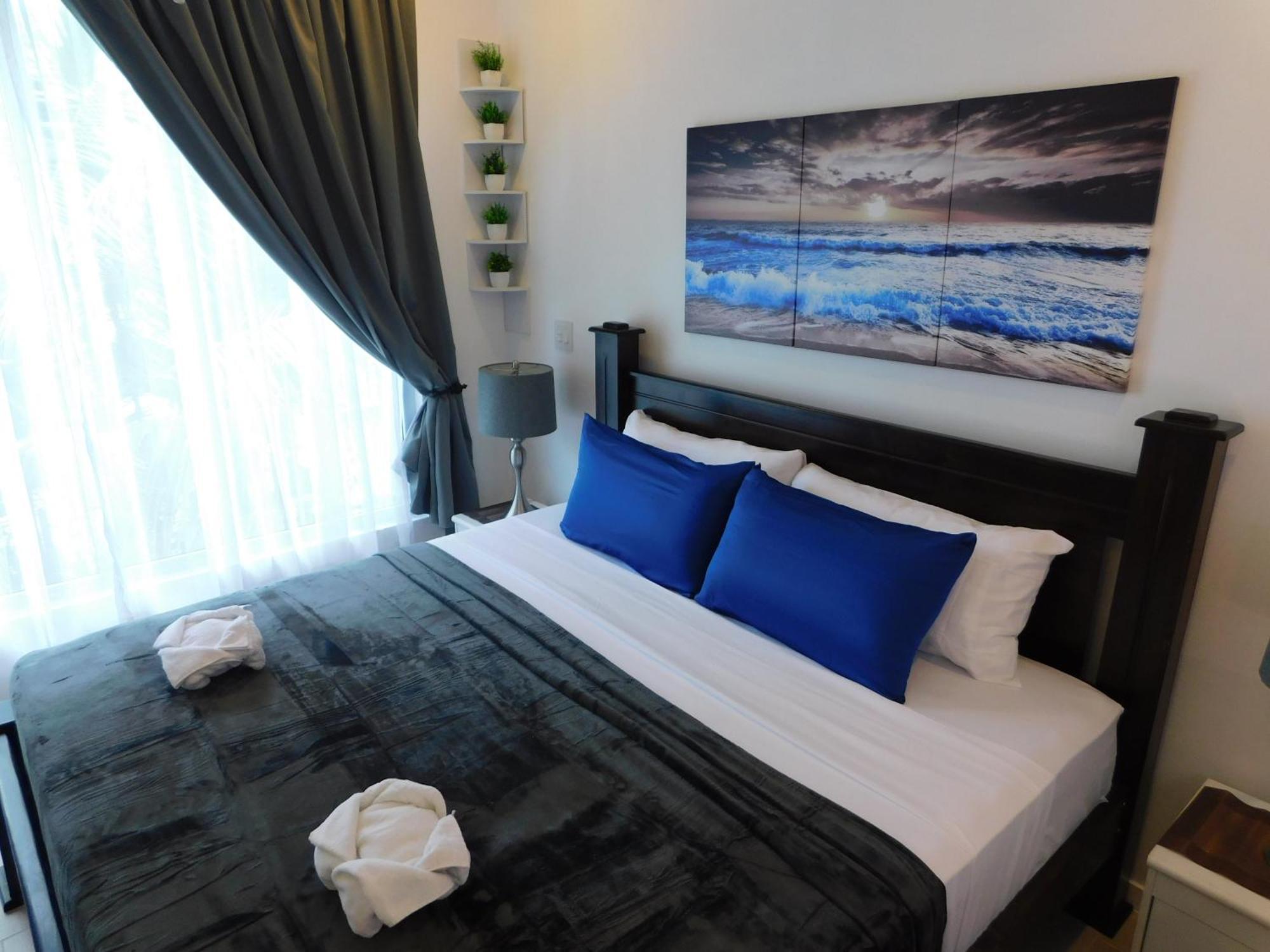 Sunset 205, Sleeps Six, Next Door To The Pool, 100M To The Beach! 哈科 外观 照片