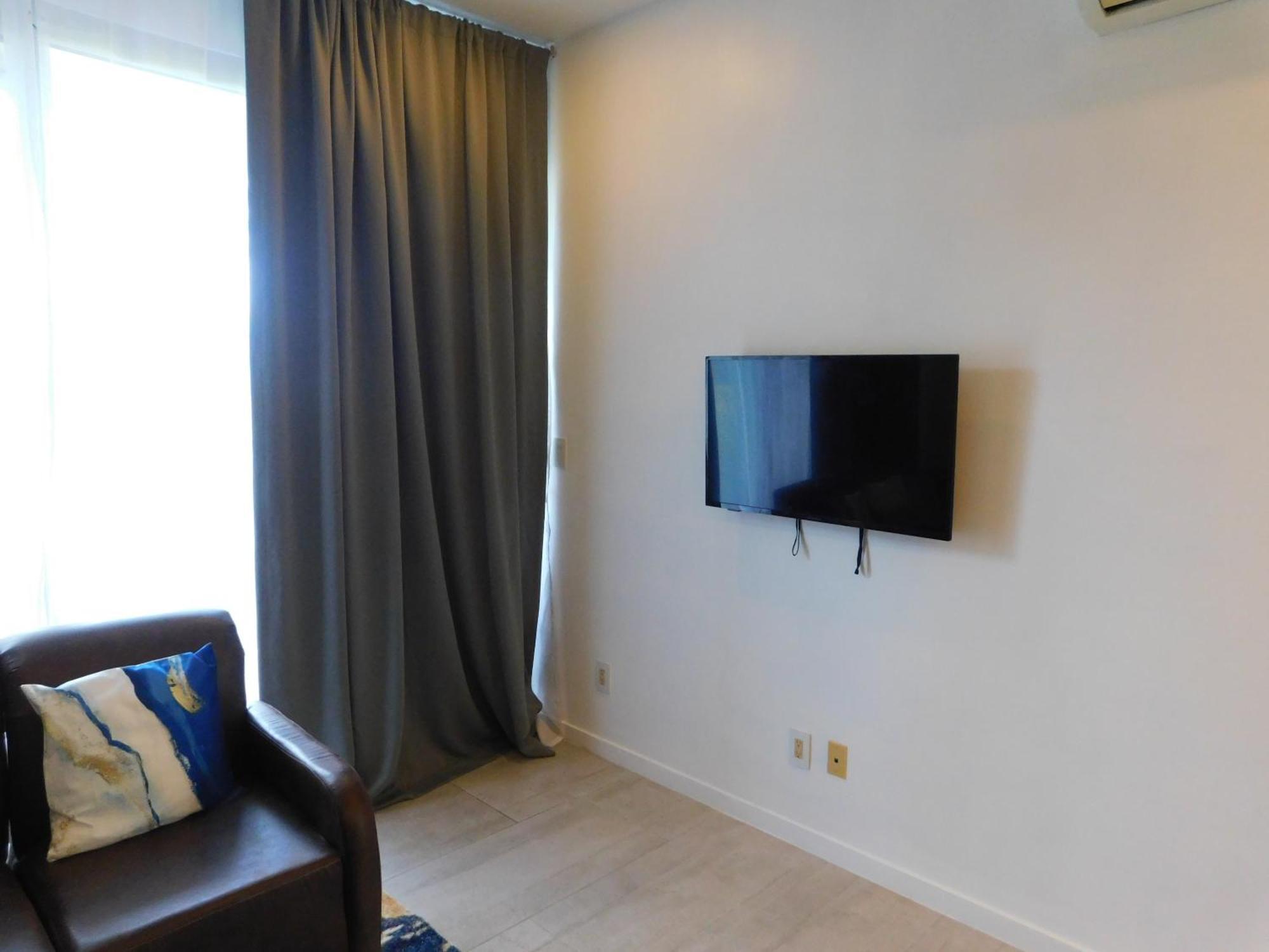 Sunset 205, Sleeps Six, Next Door To The Pool, 100M To The Beach! 哈科 外观 照片
