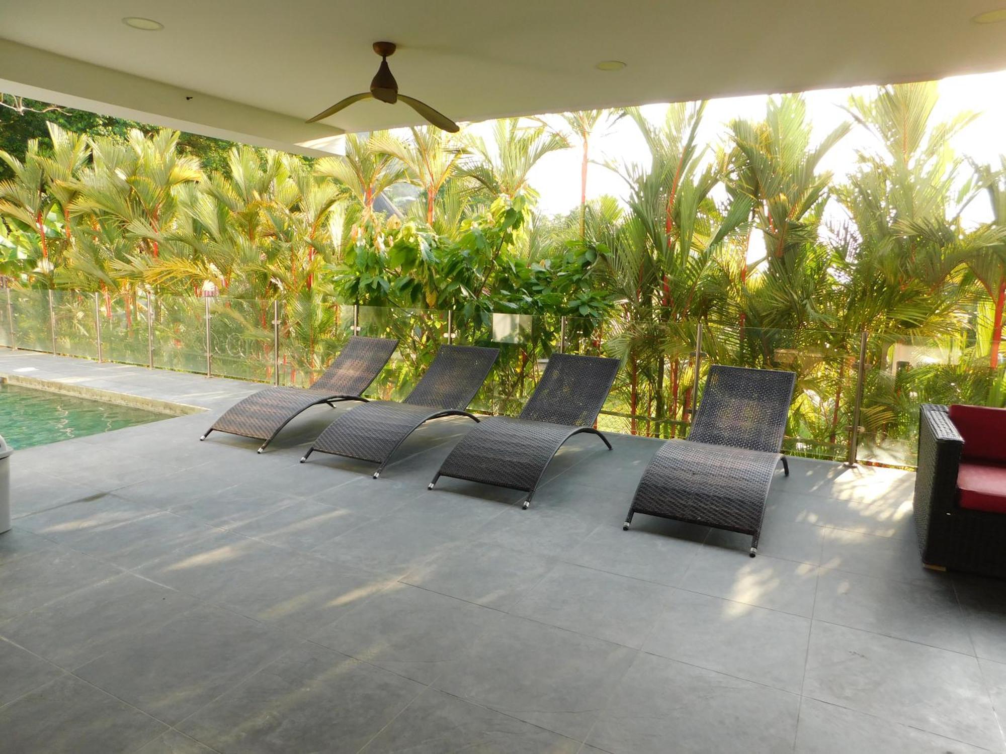Sunset 205, Sleeps Six, Next Door To The Pool, 100M To The Beach! 哈科 外观 照片