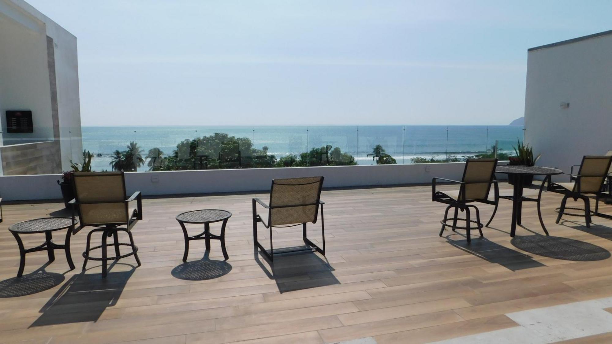 Sunset 205, Sleeps Six, Next Door To The Pool, 100M To The Beach! 哈科 外观 照片