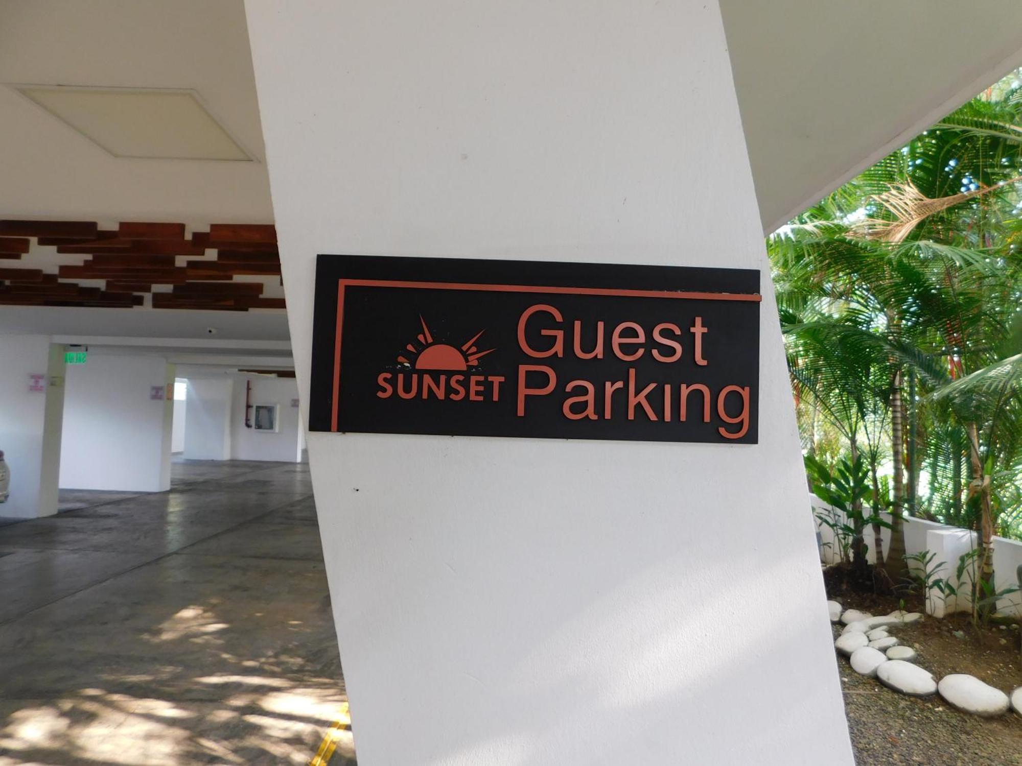 Sunset 205, Sleeps Six, Next Door To The Pool, 100M To The Beach! 哈科 外观 照片